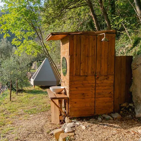Tipi Hotel Chiusanico Exterior photo